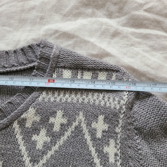 Knit Set Fashion Collection Women's Winter Holiday Grey Knit Sweater - Picture 12 of 14